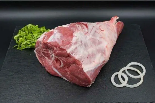 Gigot d’agneau raccourci 1Kg