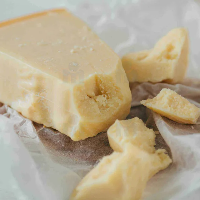 Fromage Parmesan en morceau 100g - TOSCANELLO